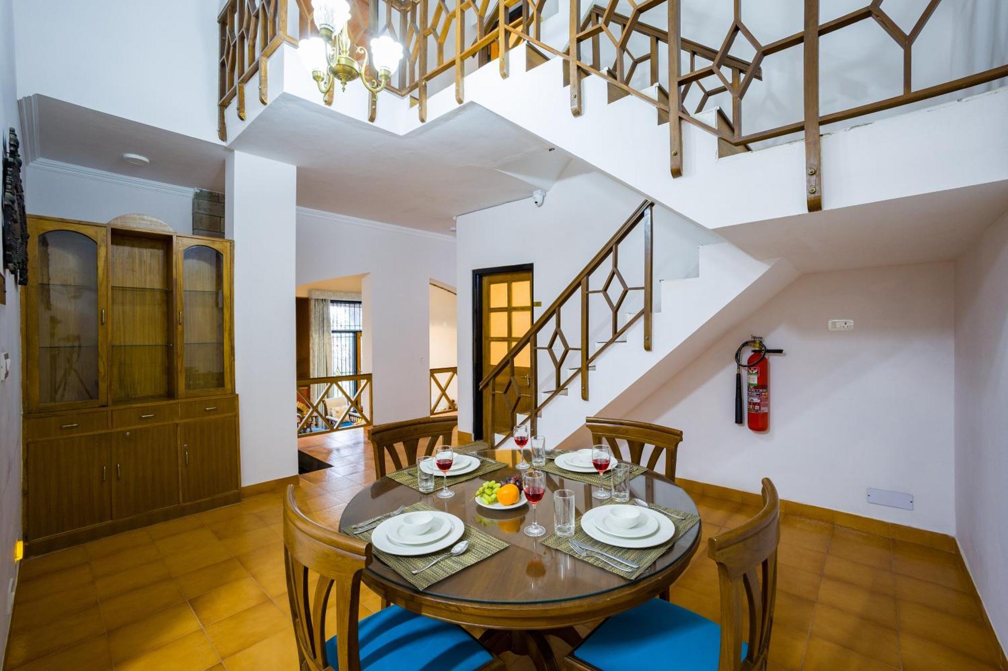 Alaya Stays Mehar Villa - 3 Bhk With Garden & Scenic Views Kasauli Esterno foto